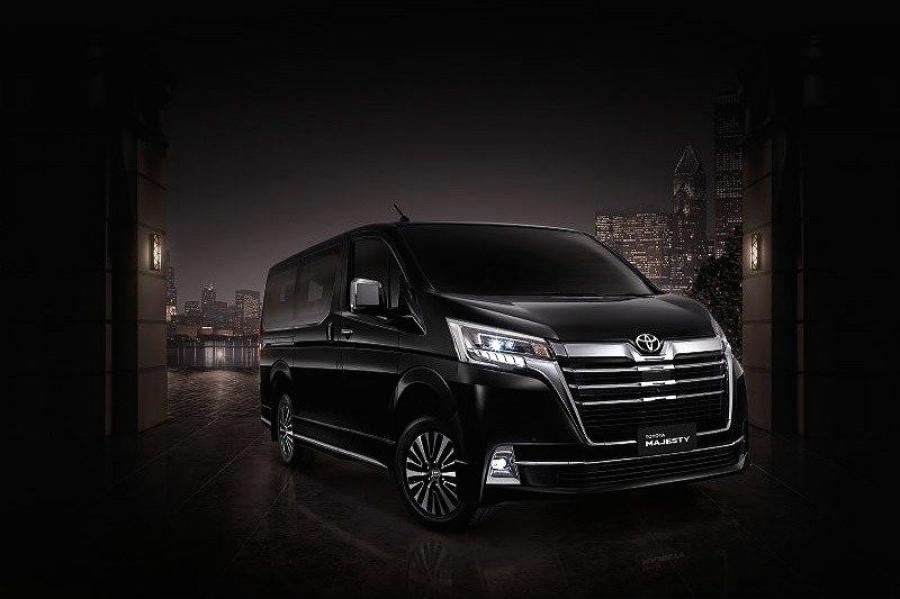  Toyota Majesty Grande 2019 года  (TH) (фото 1 из 28)